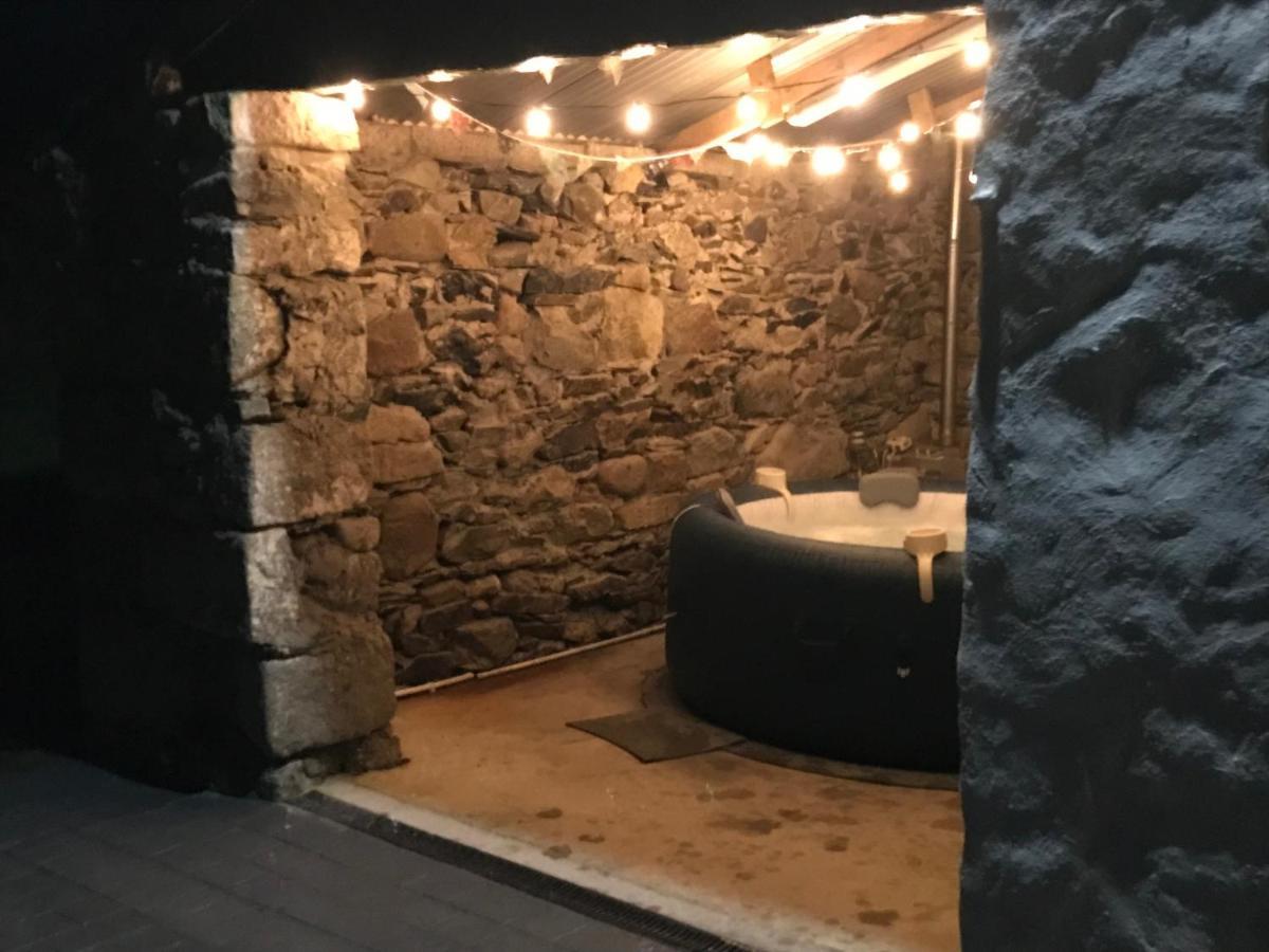 Mournes Family Cottage With Hot Tub Hilltown Buitenkant foto