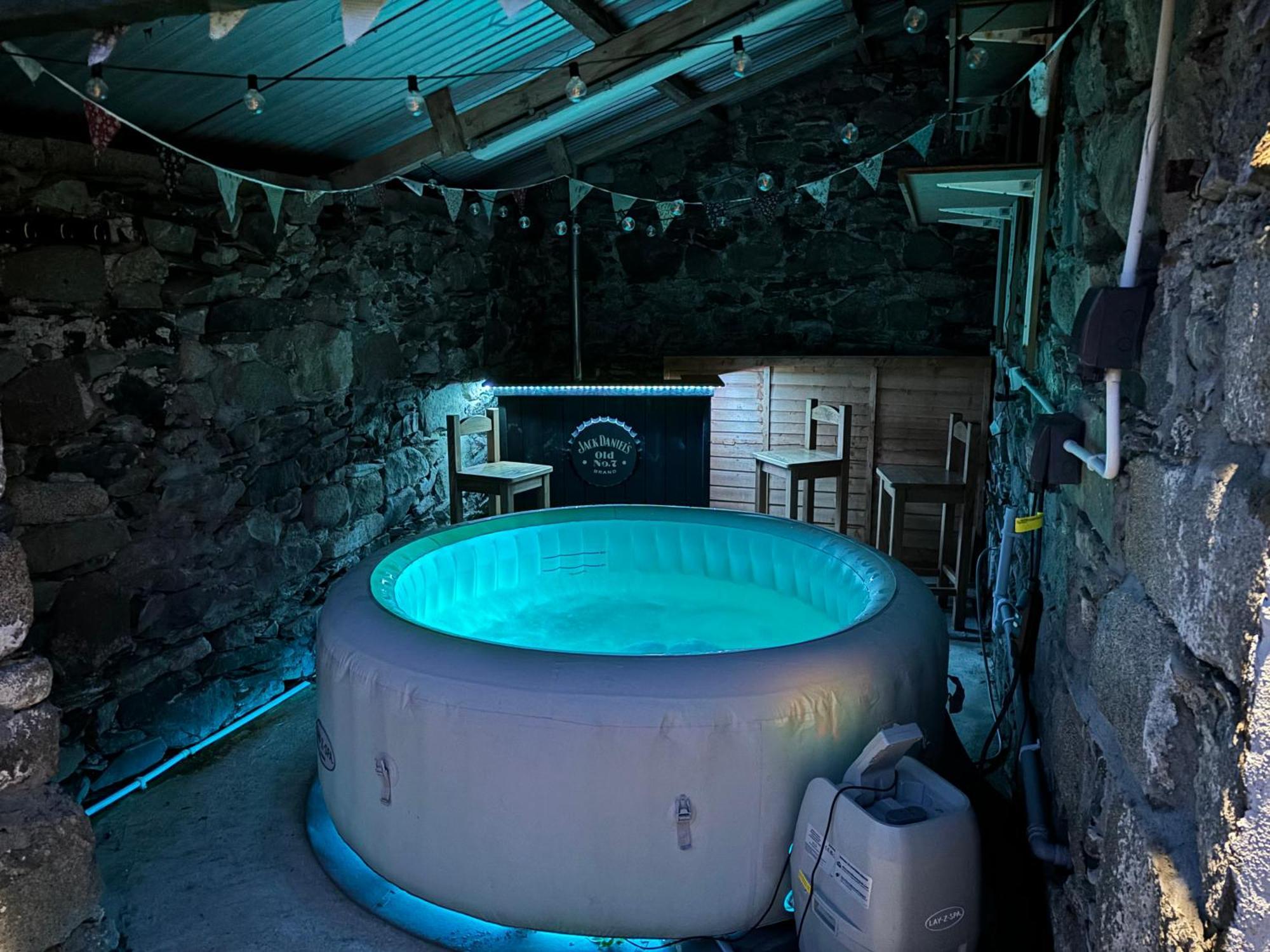 Mournes Family Cottage With Hot Tub Hilltown Buitenkant foto