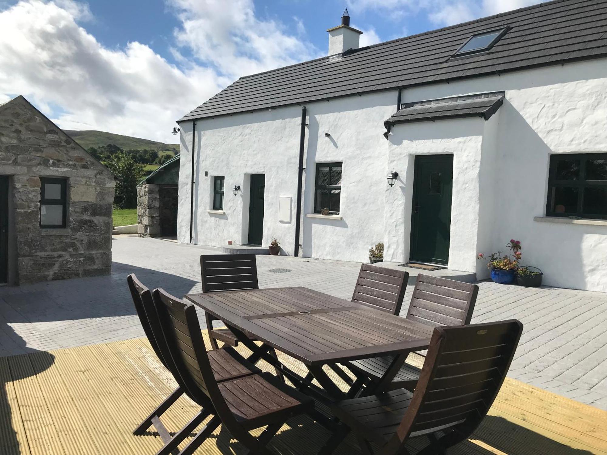 Mournes Family Cottage With Hot Tub Hilltown Buitenkant foto